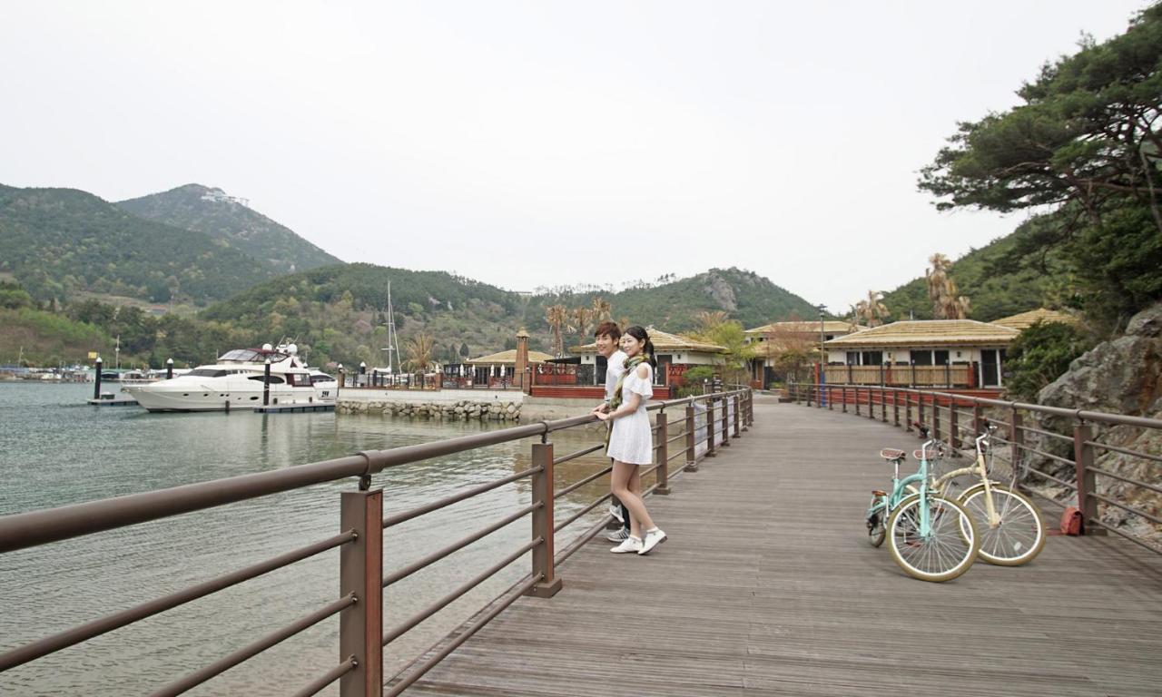 Tongyeong Hansan Marina Resort מראה חיצוני תמונה